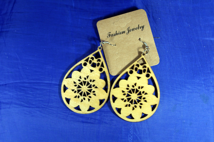 Brinco Flor de Lotus Gota 01