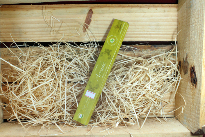 Incenso Nag Champa Pequeno Arruda