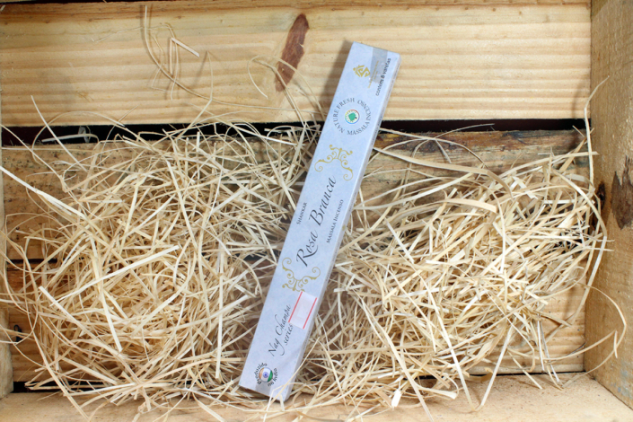Incenso Nag Champa Pequeno Rosa Branca